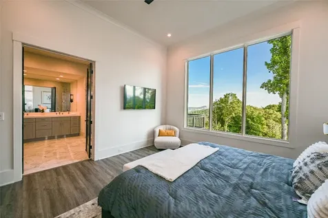 11 Milkweed Trail Glenville NC 28736