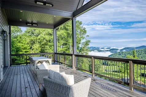 11 Milkweed Trail Glenville NC 28736