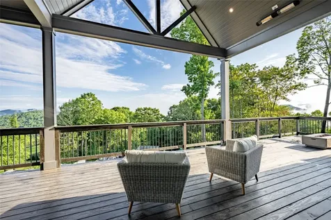 11 Milkweed Trail Glenville NC 28736