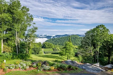 11 Milkweed Trail Glenville NC 28736