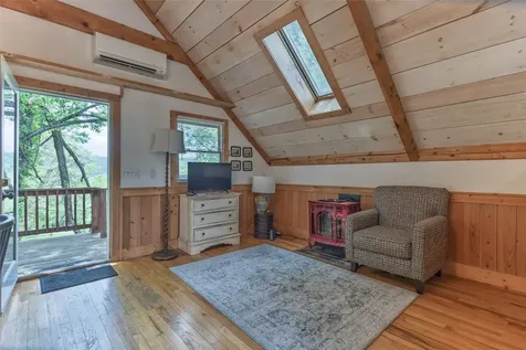 62 Admirals Point Glenville NC 28736