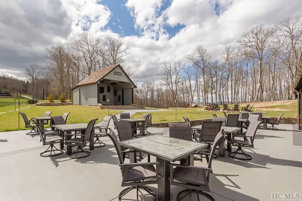96 Blazing Star Drive Glenville NC 28736