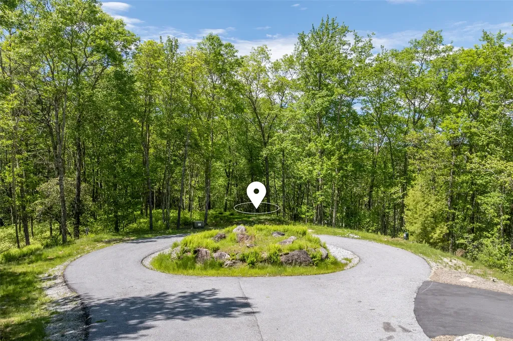 96 Blazing Star Drive Glenville NC 28736
