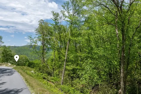 D49 Springwater Road Glenville NC 28736