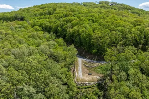 D49 Springwater Road Glenville NC 28736