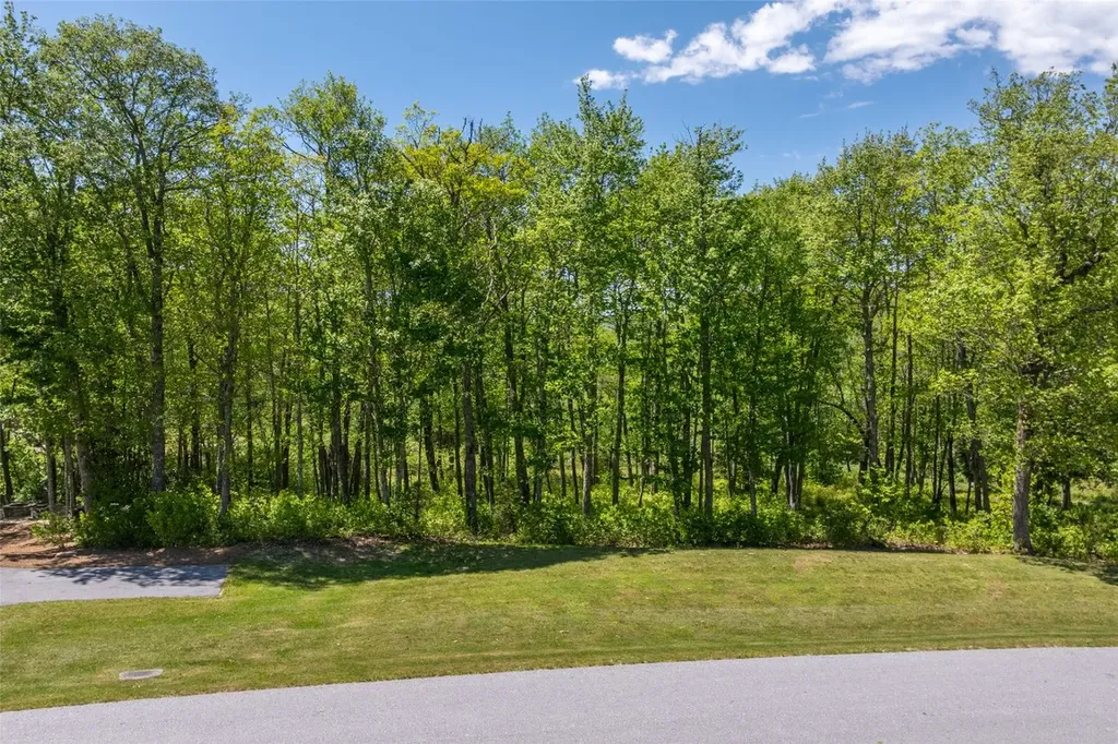 N20 Outpost Trail Glenville NC 28736