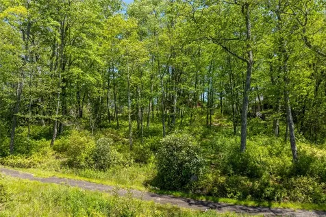 N20 Outpost Trail Glenville NC 28736