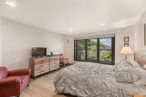 1292 Big Sheepcliff Road Cashiers NC 28717