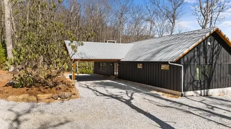 531 Hedden Lane Highlands NC 28741