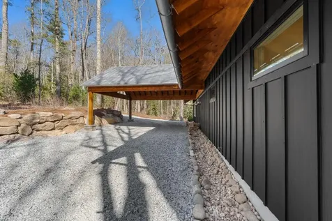 531 Hedden Lane Highlands NC 28741