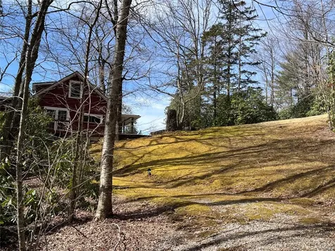 101 Brooks Highlands NC 28741