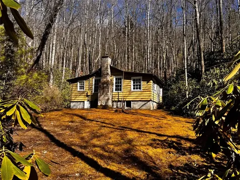 101 Brooks Highlands NC 28741