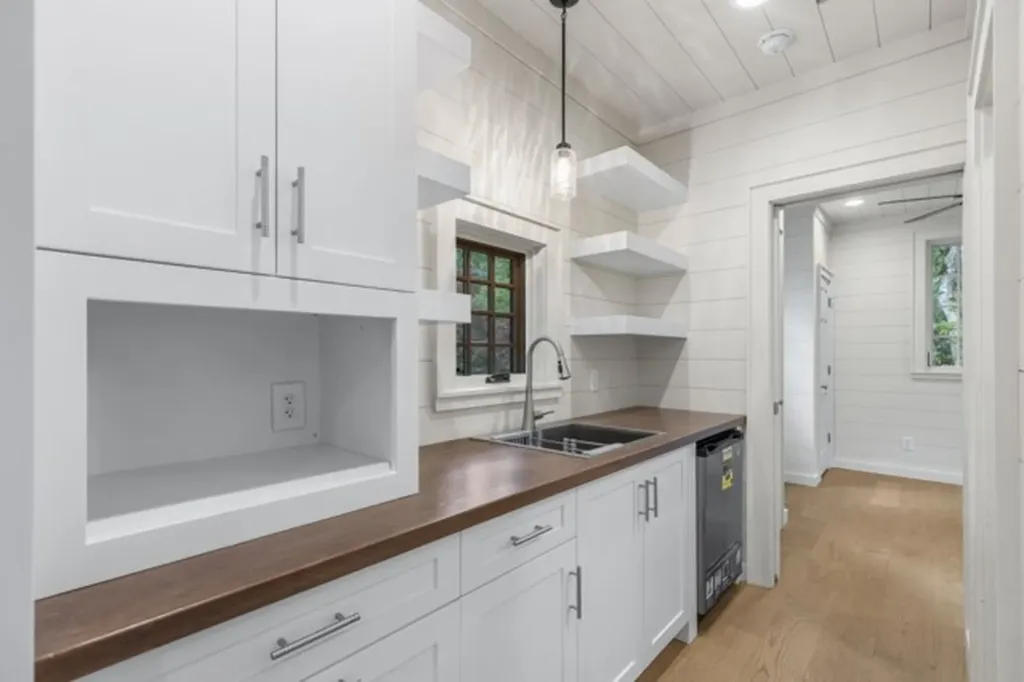 261 Rock Face Trail Highlands NC 28741