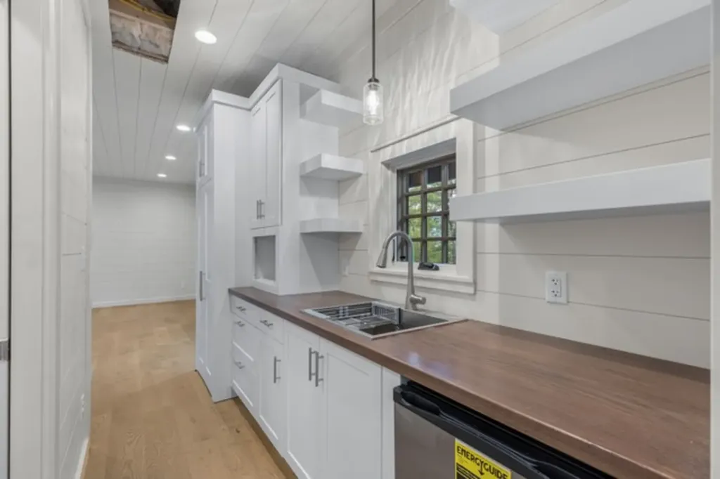 261 Rock Face Trail Highlands NC 28741