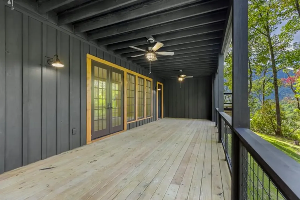 261 Rock Face Trail Highlands NC 28741