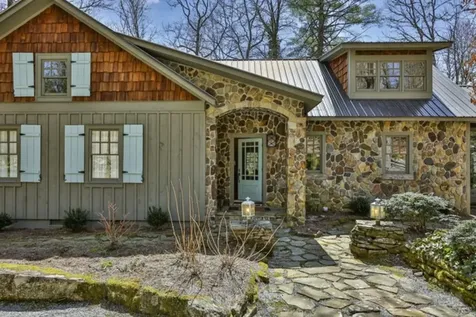 21 Mountain Laurel Drive Highlands NC 28741