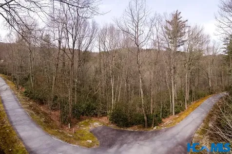 364 Cross Creek Trail Cullowhee NC 28723