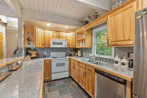 1100 Claire Lane Highlands NC 28741