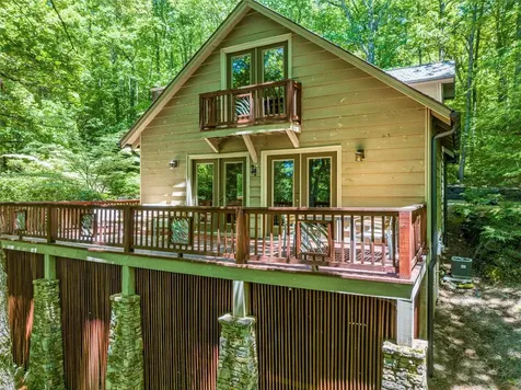 1100 Claire Lane Highlands NC 28741