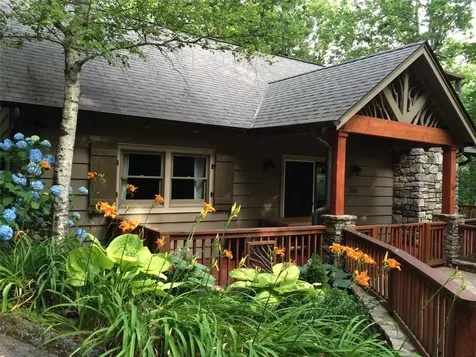 1100 Claire Lane Highlands NC 28741