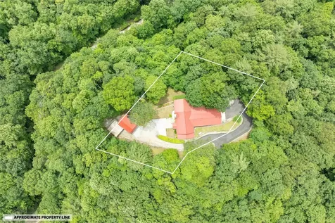 39 Trailwood Lane Scaly Mountain NC 28775