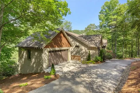 1034 E Rochester Drive Cashiers NC 28717