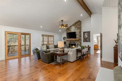 1034 E Rochester Drive Cashiers NC 28717