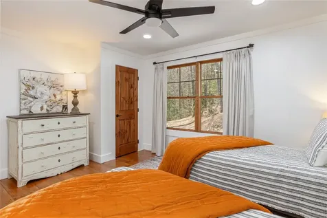 1034 E Rochester Drive Cashiers NC 28717