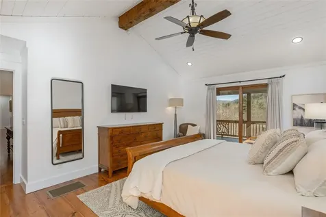 1034 E Rochester Drive Cashiers NC 28717