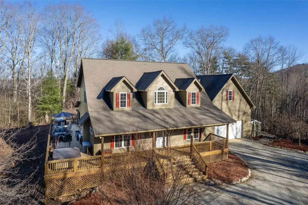 222 Notta Road Cullowhee NC 28723