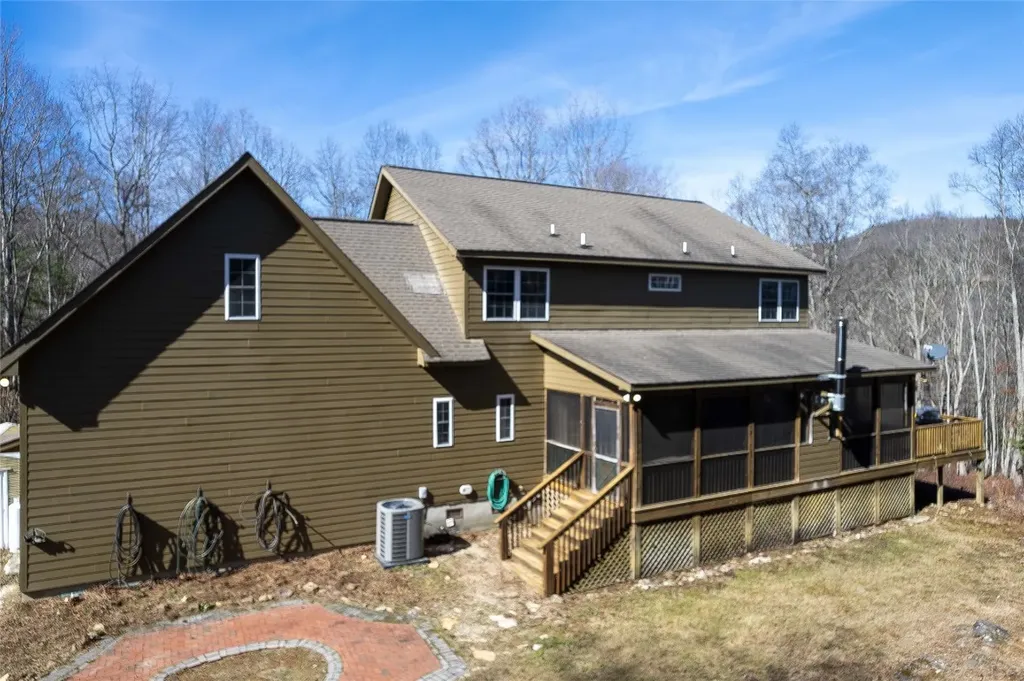 222 Notta Road Cullowhee NC 28723