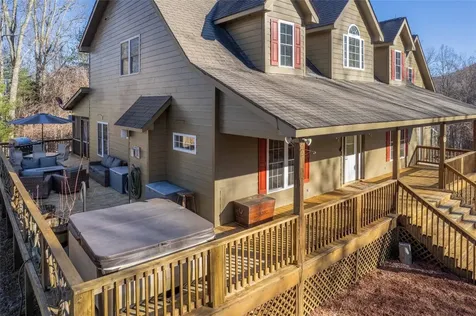 222 Notta Road Cullowhee NC 28723