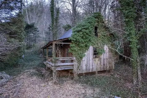 222 Notta Road Cullowhee NC 28723