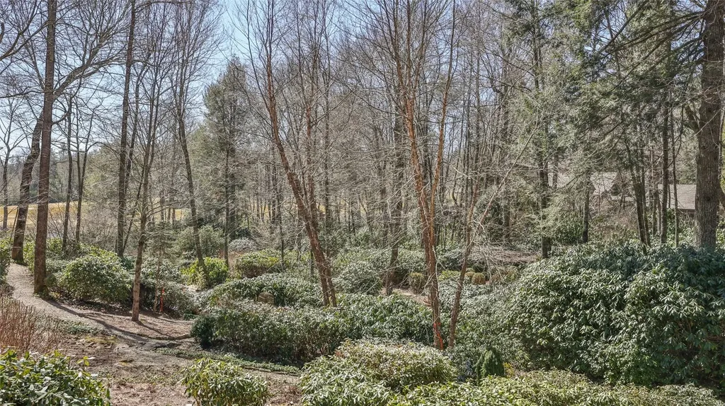 Tbd Crescent Trail Highlands NC 28741
