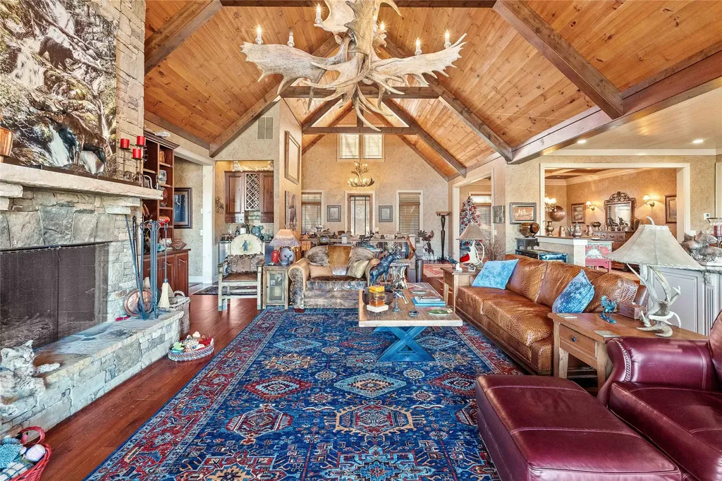 159 Highlands Point Highlands NC 28741