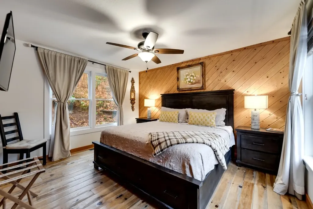 1571 Franklin Road Highlands NC 28741