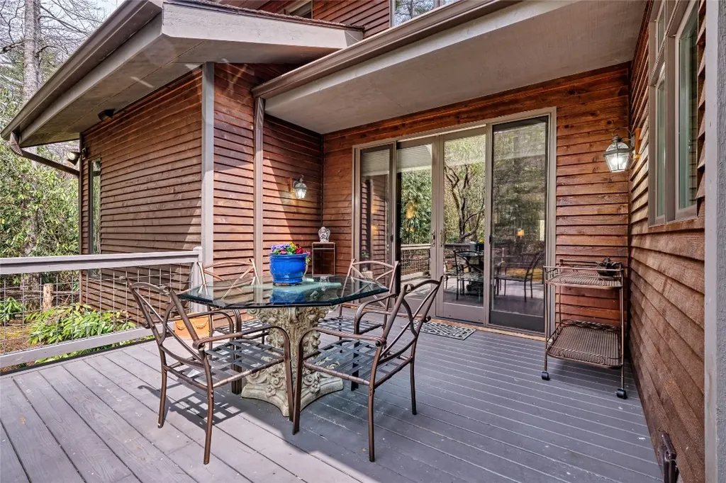 9 Old Prestwick Sapphire NC 28774