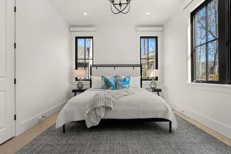 5 Hidden Well Lane Cashiers NC 28717