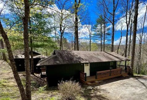 402 N Norton Road Cashiers NC 28717