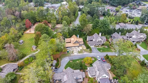 50 Cottage Walk Cashiers NC 28717