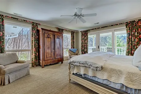 1194 Claire Lane Highlands NC 28741