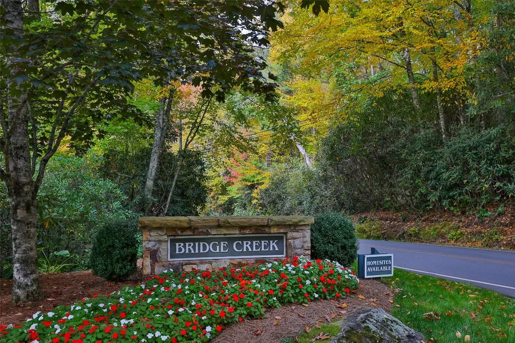 124 Compass Rose Way Cullowhee NC 28723