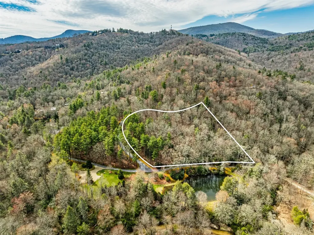 124 Compass Rose Way Cullowhee NC 28723