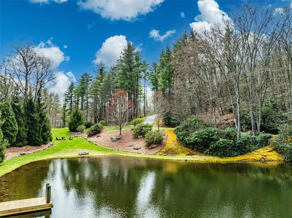 124 Compass Rose Way Cullowhee NC 28723