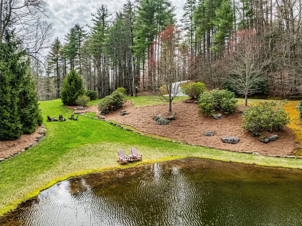 124 Compass Rose Way Cullowhee NC 28723