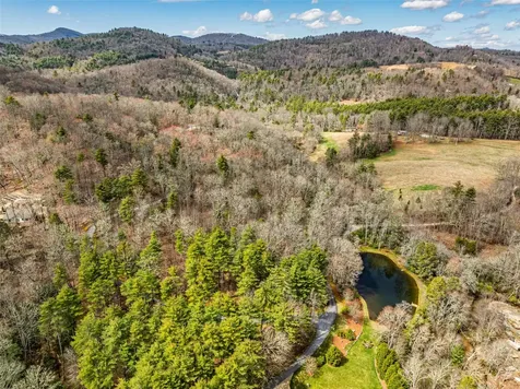 124 Compass Rose Way Cullowhee NC 28723