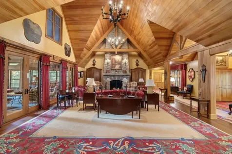 1671 Highway 107 S Cashiers NC 28717