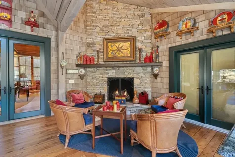 1671 Highway 107 S Cashiers NC 28717