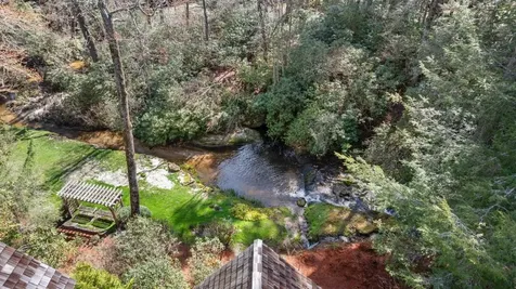 1671 Highway 107 S Cashiers NC 28717