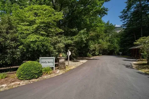 A-11 Rocky Gulch / Twin Lakes Drive Cashiers NC 28717